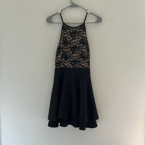Lacey black dress - size: 5